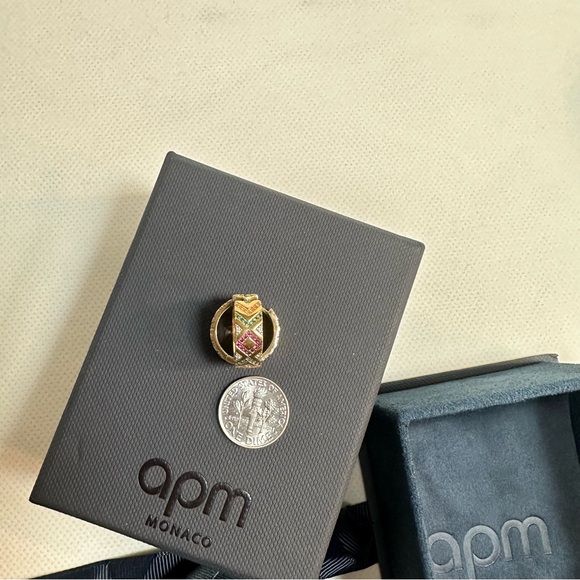 APM Monaco 925 Silver Christmas Edition Hoop Earrings - Picture 3 of 8